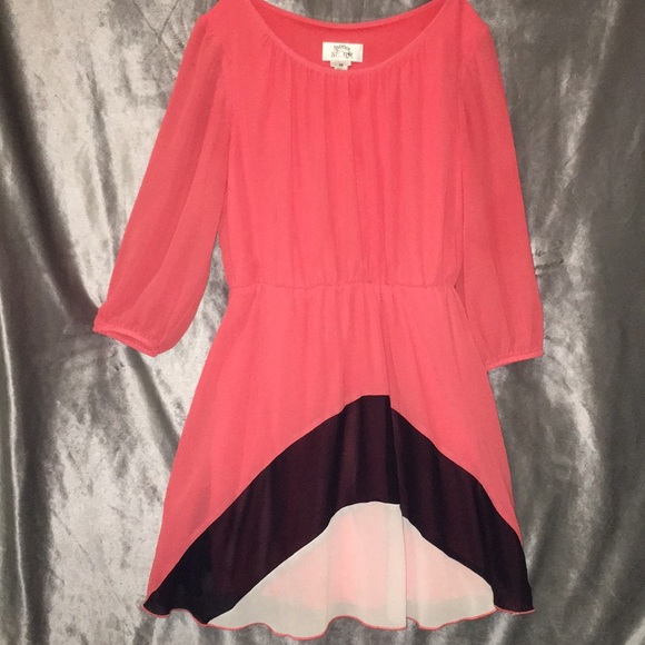 I have grown out of this dress - Picture 4 of 4